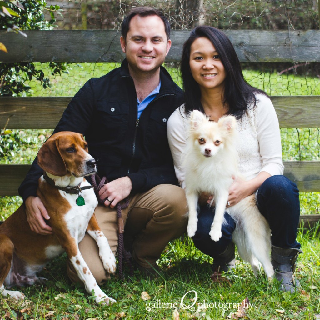 Melissa + Chris | Christmas Mini Session